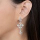 BRINCO FLORAL COM DIAMANTES