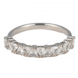 MEIA ALIANÇA DE DIAMANTES