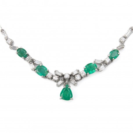 COLAR COM ESMERALDAS E DIAMANTES