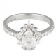 ANEL COM DIAMANTES