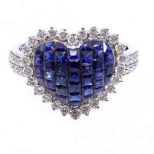 ANEL CORAÇÃO DE SAFIRA E DIAMANTES